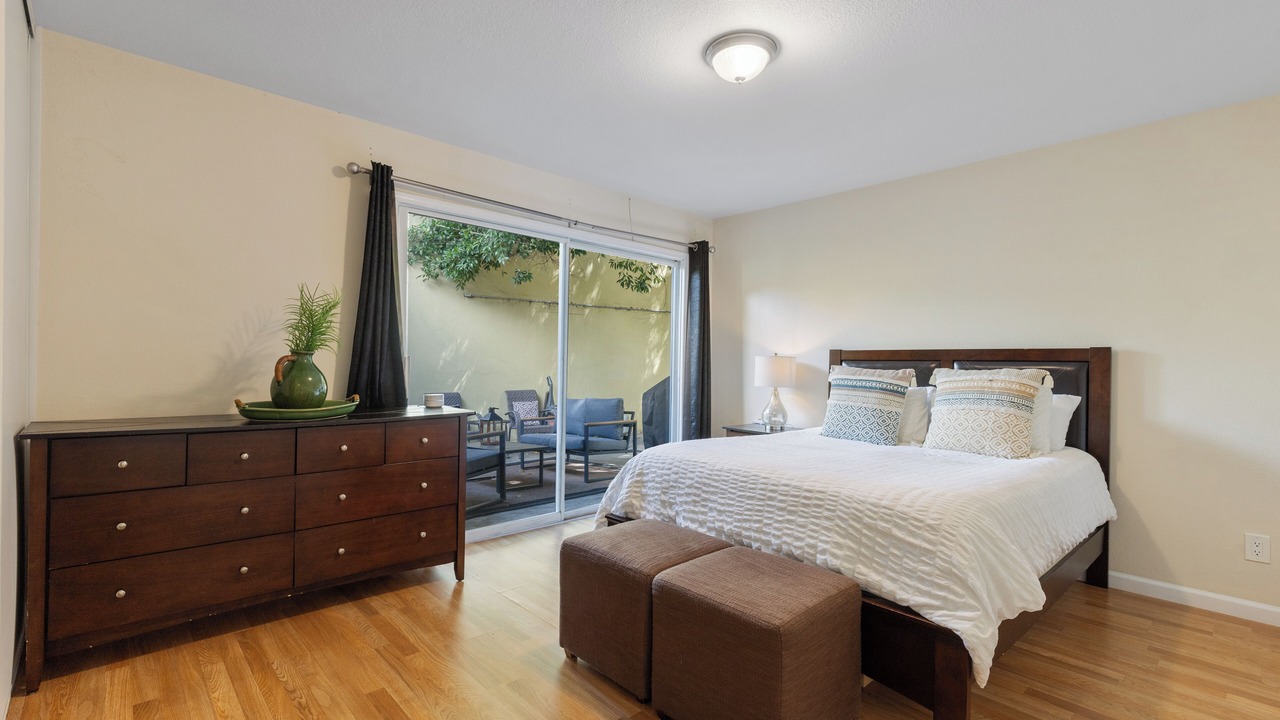 Photo of Bedroom in Allied Gardens