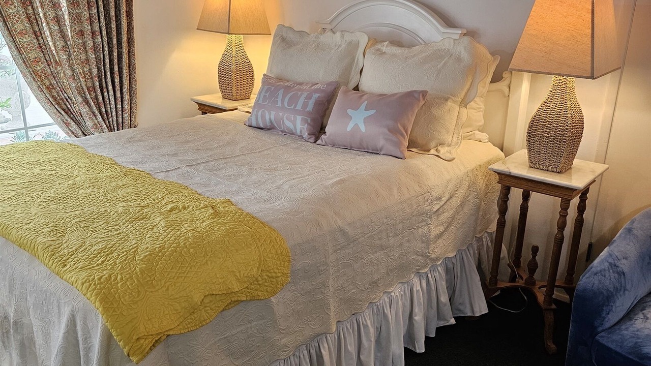 Photo of Bedroom in West Newport