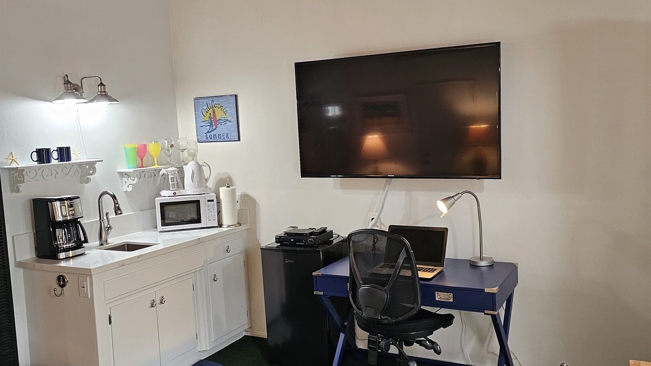 Photo of Bedroom in West Newport