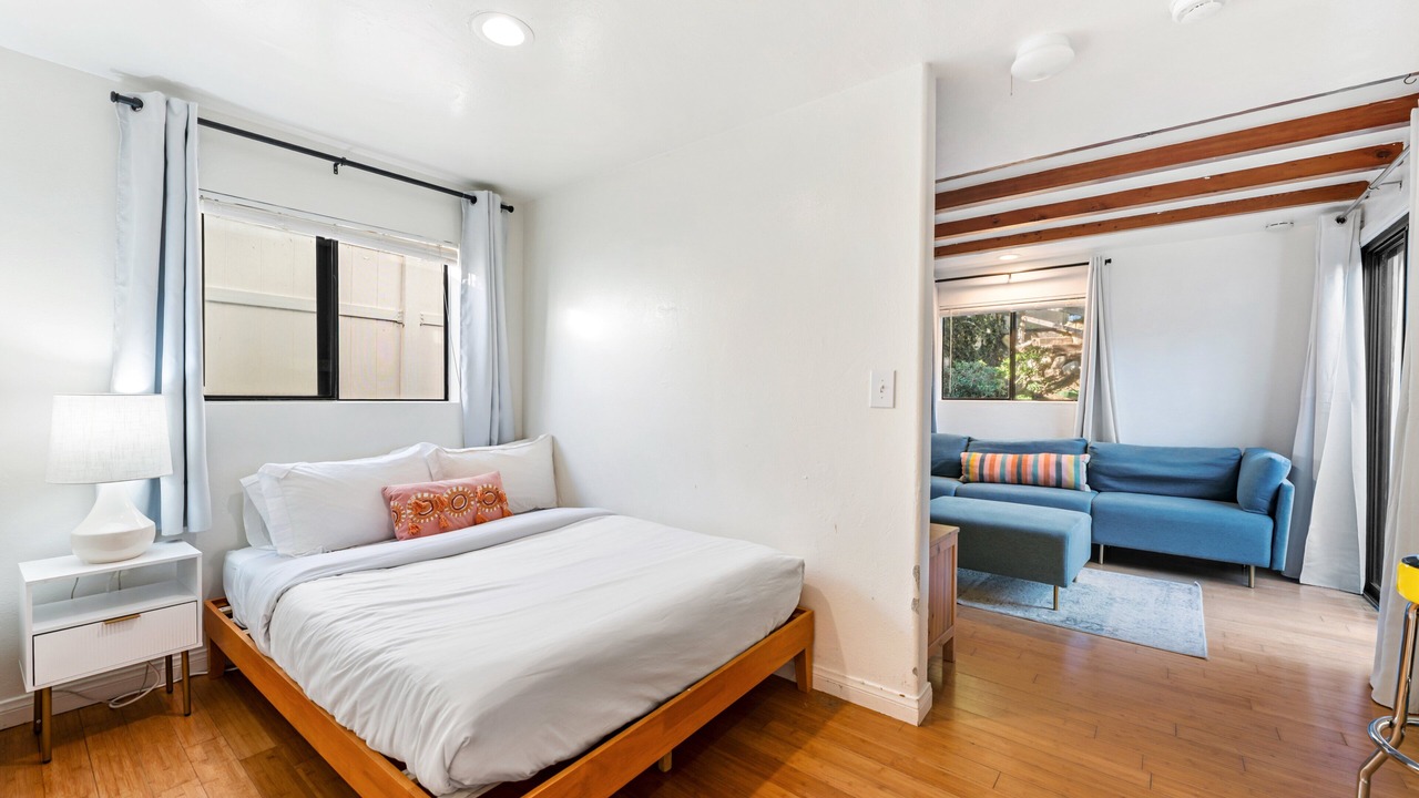 Photo of Bedroom in Summerland