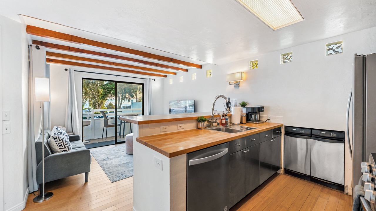 Photo of Kitchen in Summerland