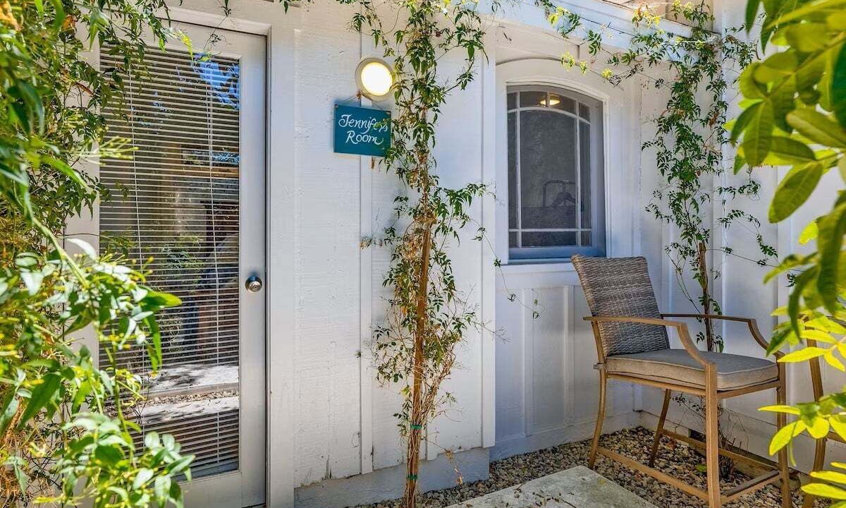 Photo of Outdoor in Summerland