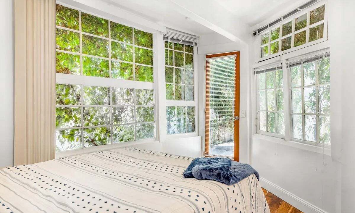 Photo of Bedroom in Summerland