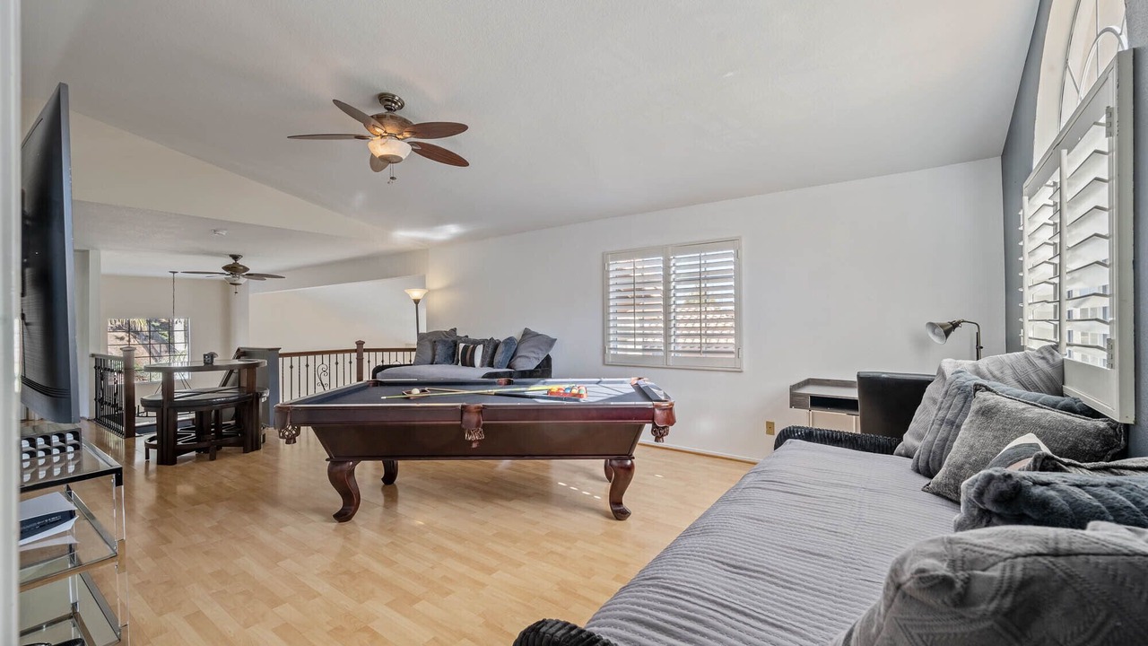 Photo of Livingroom in Castaic