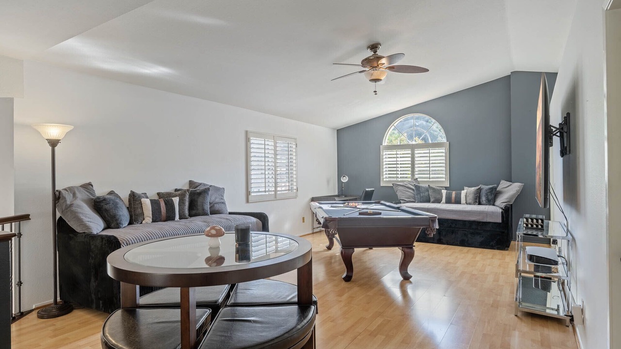 Photo of Livingroom in Castaic