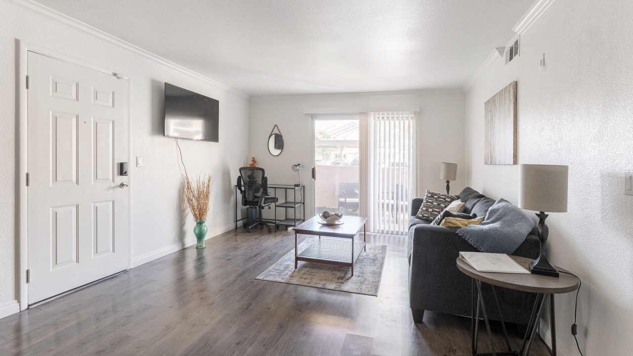 Photo of Livingroom in Summerlin