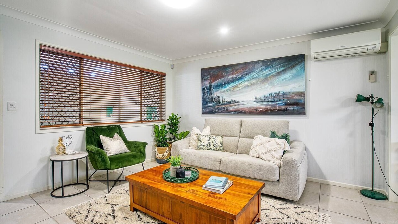 Photo of Livingroom in Surfers Paradise
