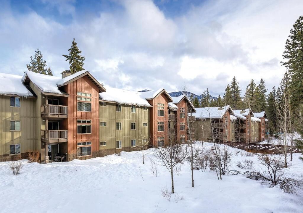Photo of Outdoor in Round Hill Village
