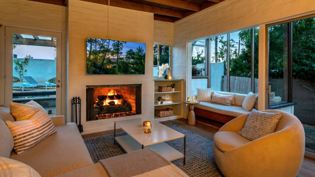 Photo of Livingroom in Montecito