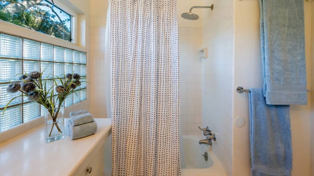 Photo of Bathroom in Montecito