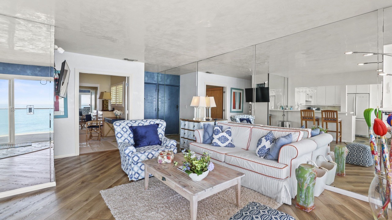 Photo of Bedroom in Eastern Malibu