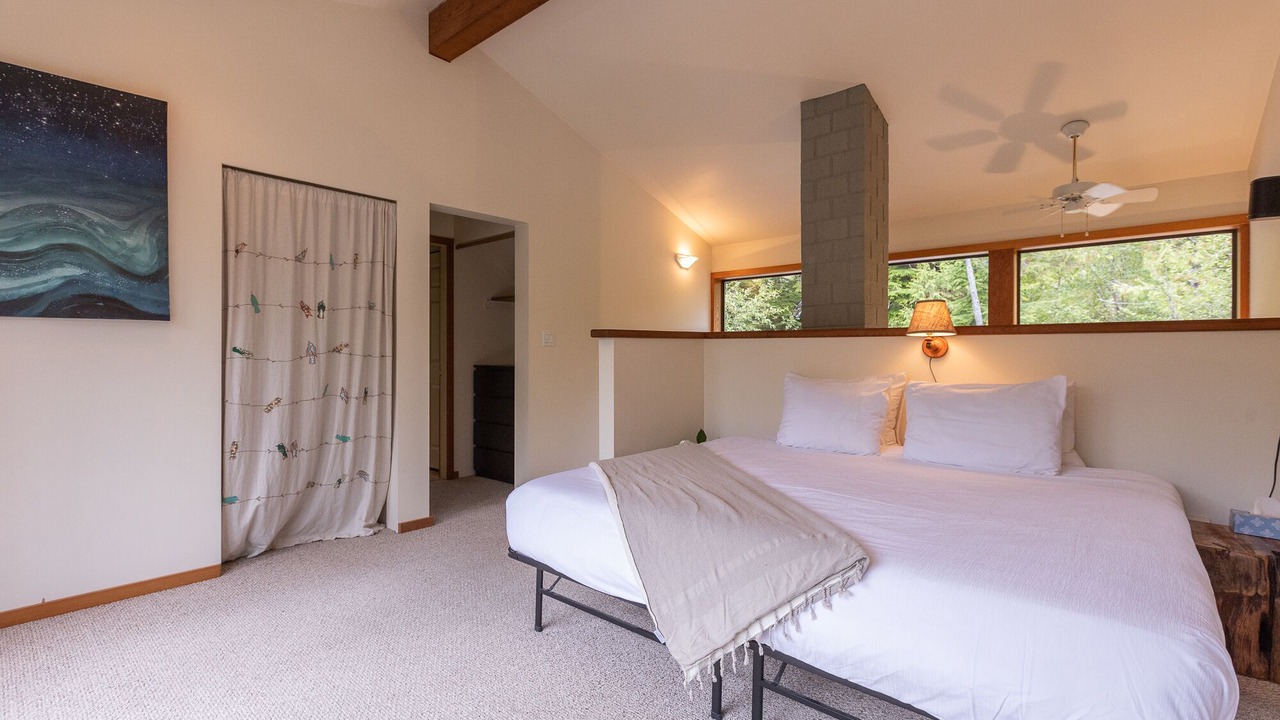 Photo of Bedroom in Tofino
