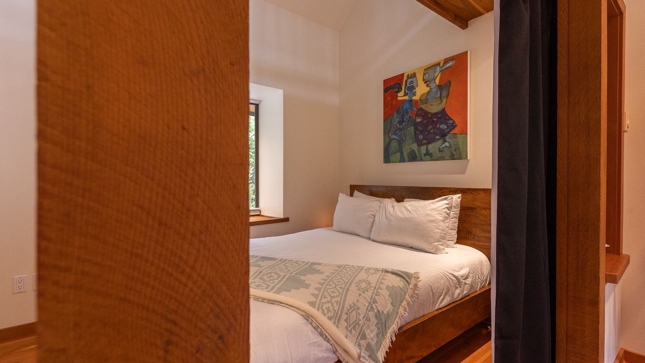 Photo of Bedroom in Tofino