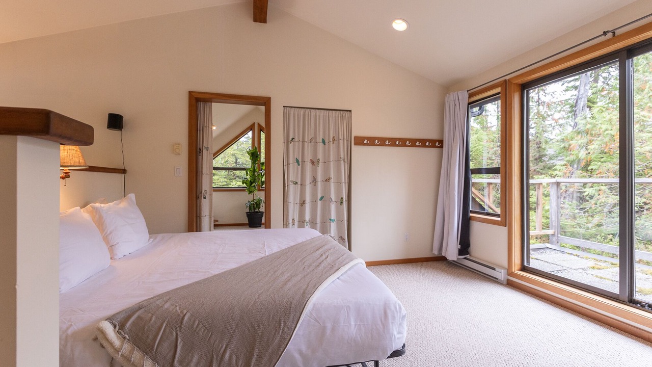 Photo of Bedroom in Tofino