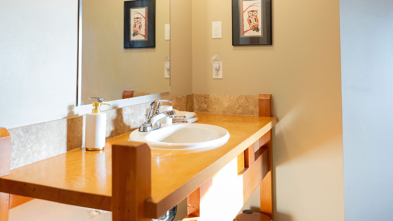 Photo of Bathroom in Ucluelet