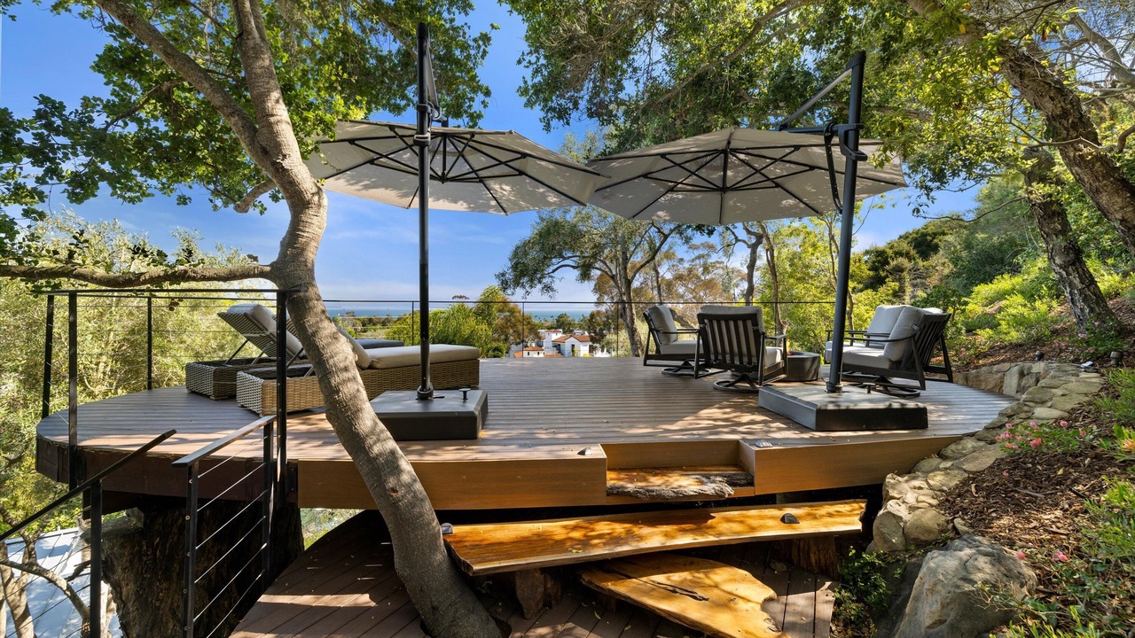 Photo of Patio Balcony in Coast Village