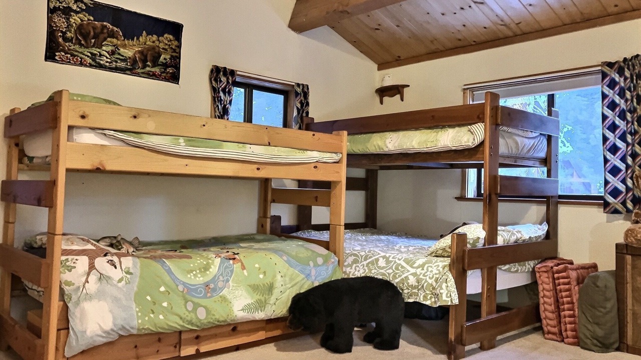 Photo of Bedroom in Bear Valley