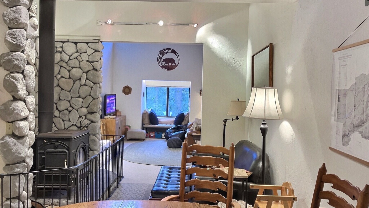 Photo of Livingroom in Bear Valley