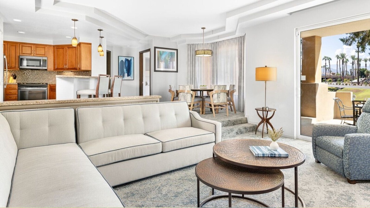 Photo of Livingroom in Palm Desert