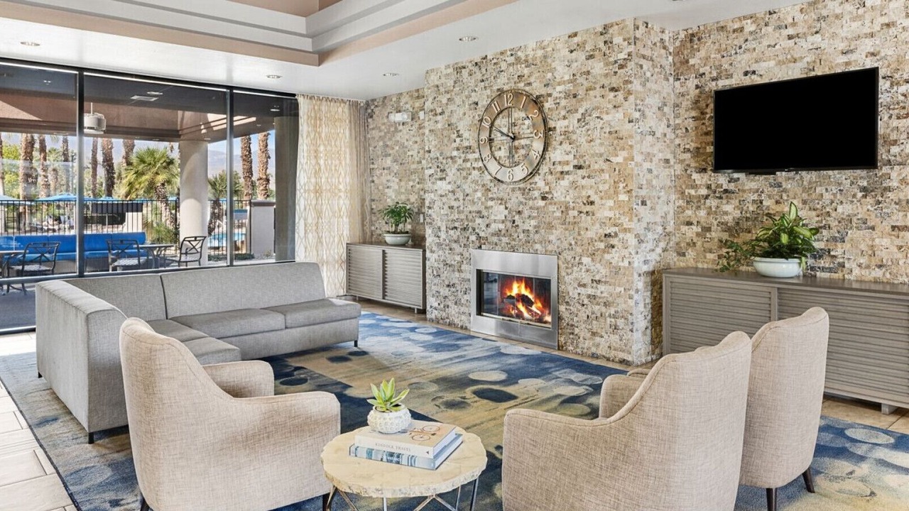Photo of Livingroom in Palm Desert