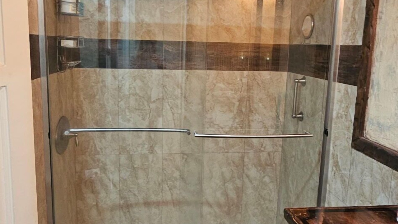 Photo of Bathroom in Harbor