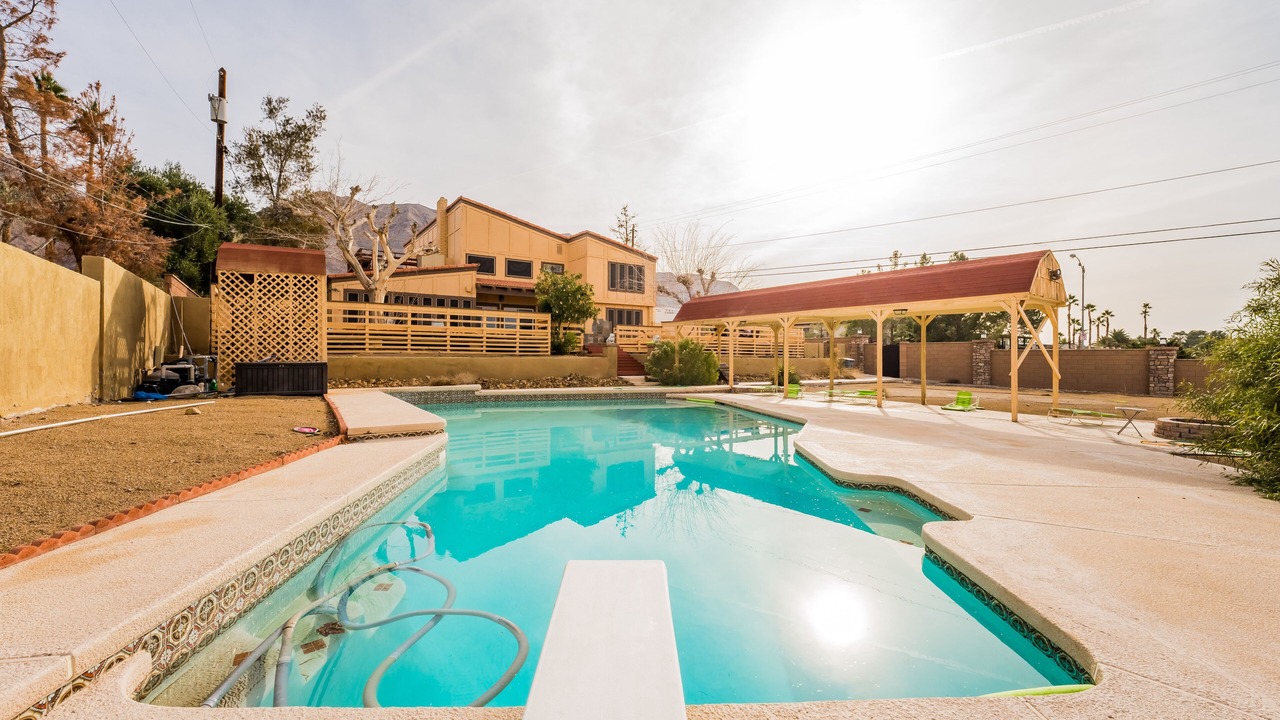 Photo of Outdoor in Sunrise Manor