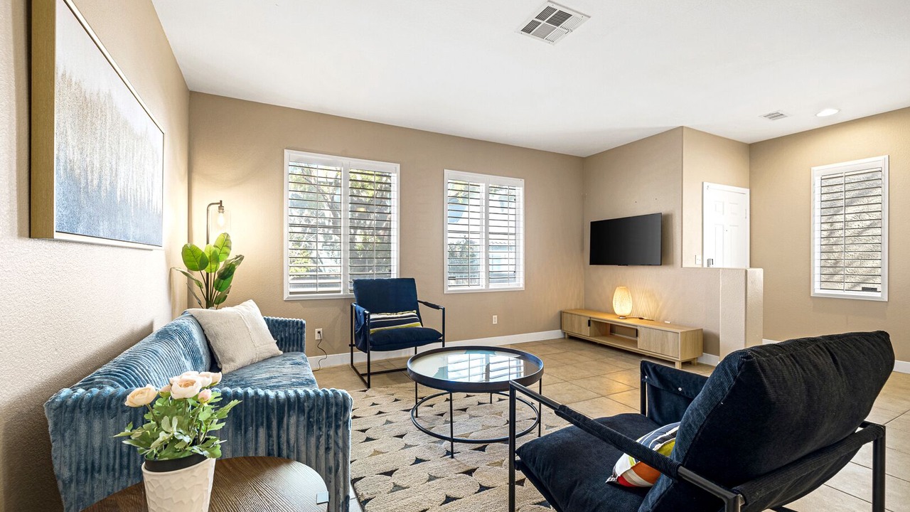 Photo of Livingroom in Peccole Ranch