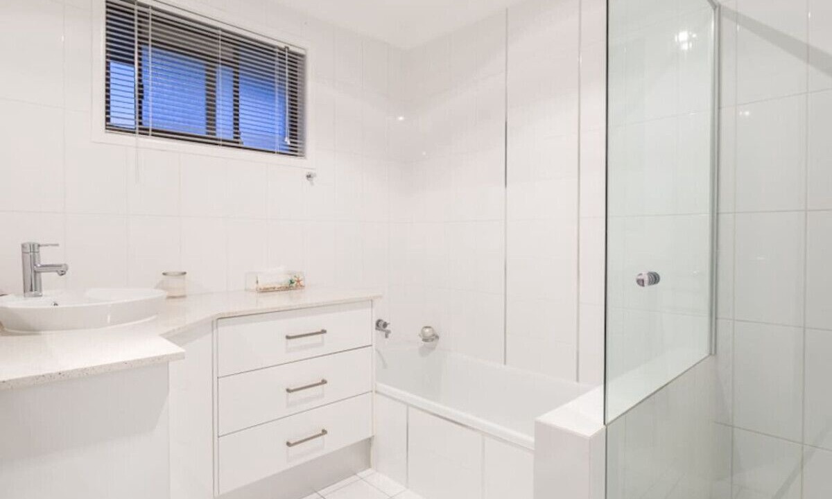 Photo of Bathroom in Broadbeach Waters