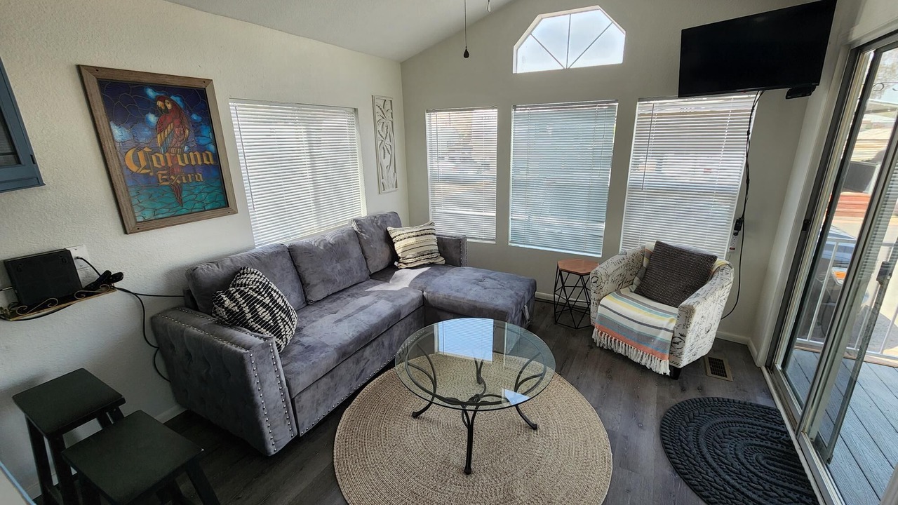 Photo of Livingroom in Cienega Springs