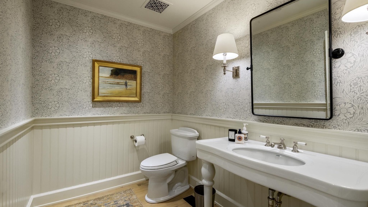 Photo of Bathroom in Montecito