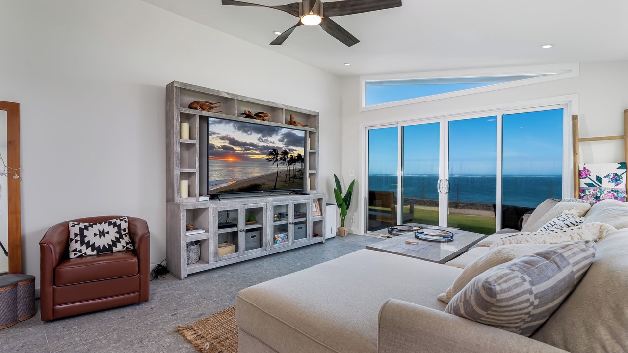 Photo of Bedroom in Waialua