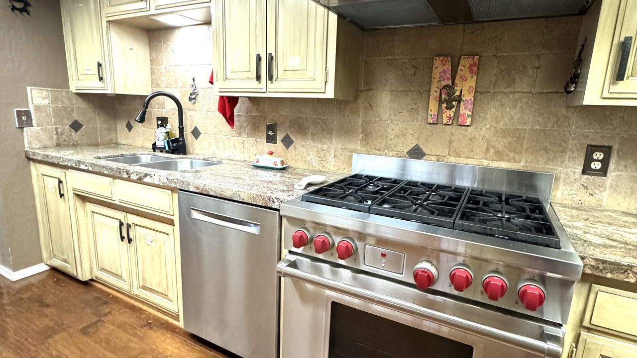 Photo of Kitchen in Porterville