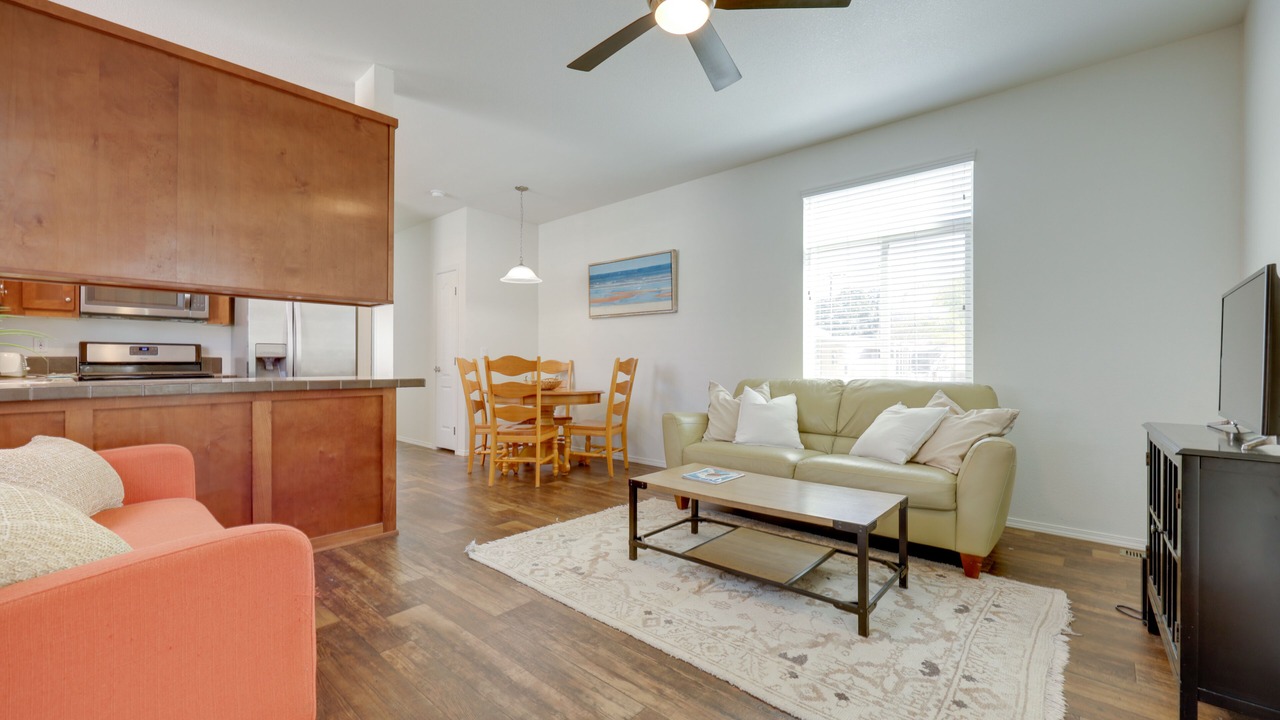 Photo of Livingroom in Oak View