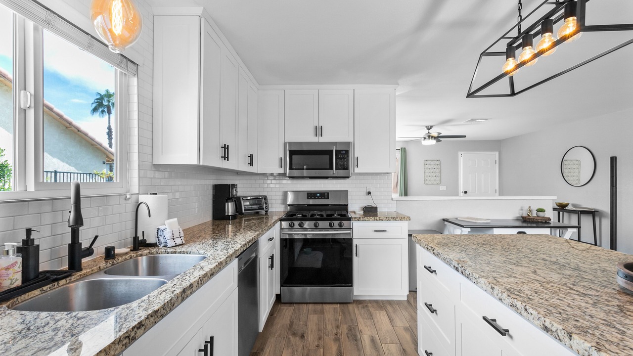 Photo of Kitchen in Cathedral City
