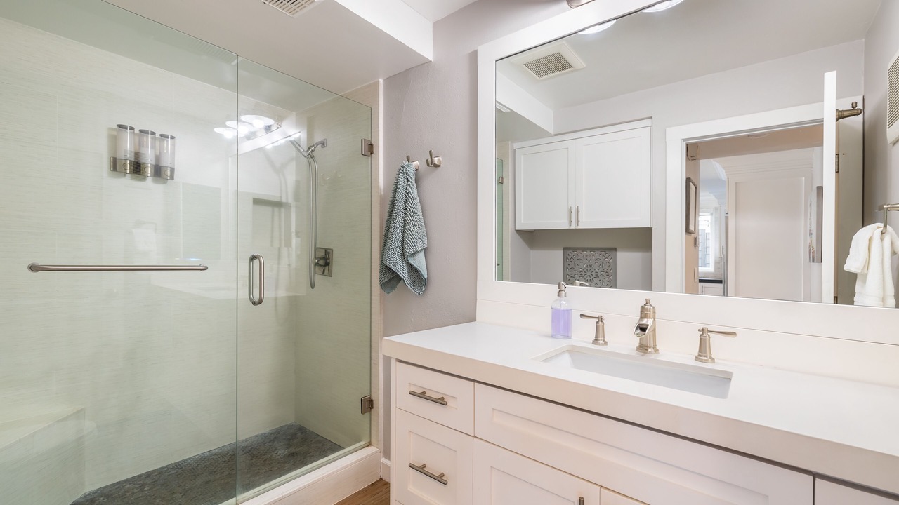 Photo of Bathroom in West Newport
