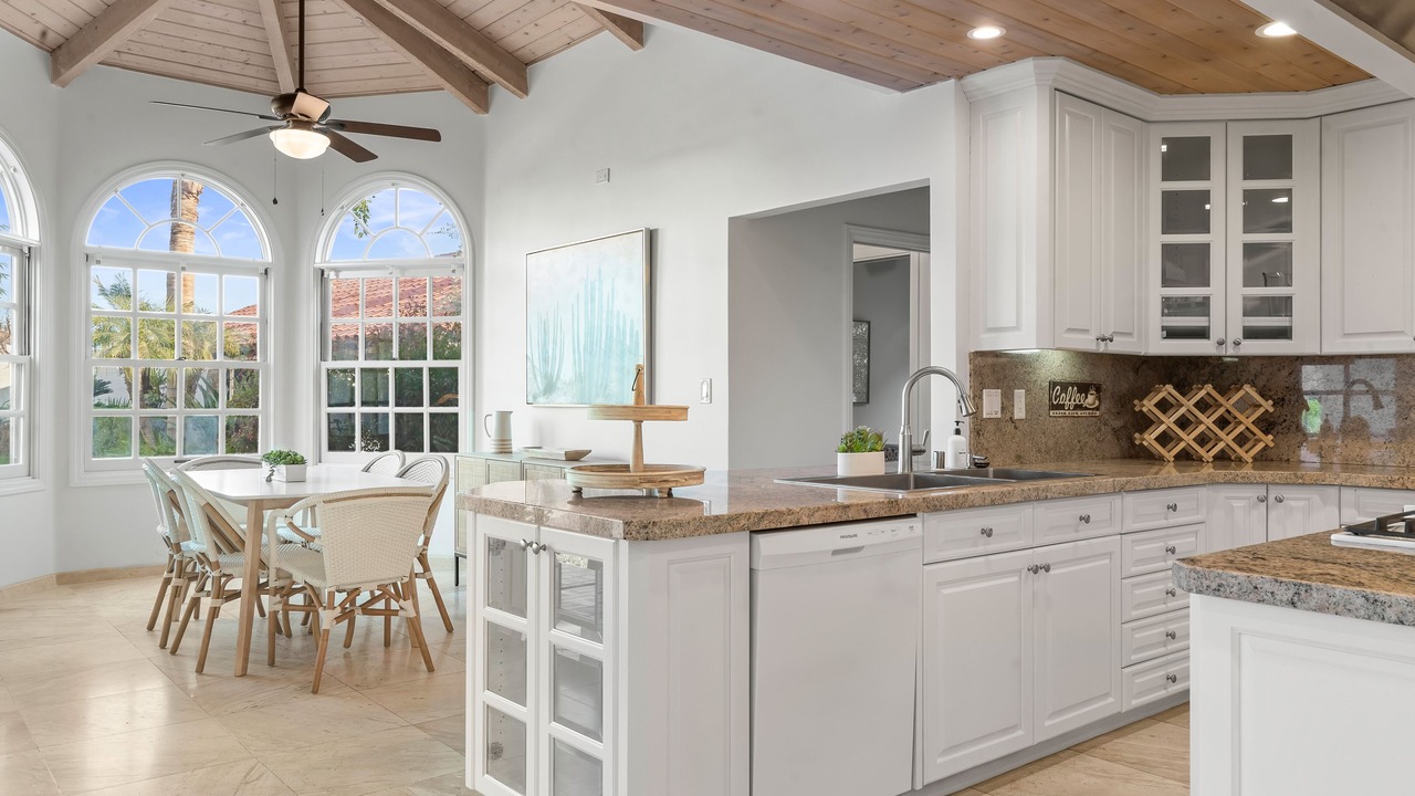 Photo of Kitchen in Magnesia Falls Cove
