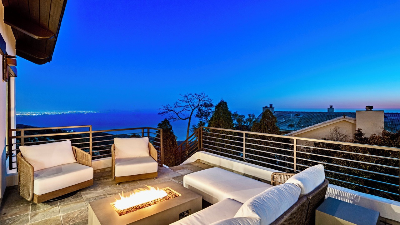 Photo of Patio Balcony in Malibu
