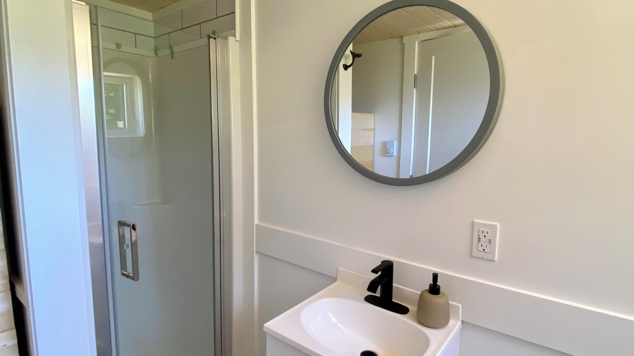 Photo of Bathroom in Ucluelet
