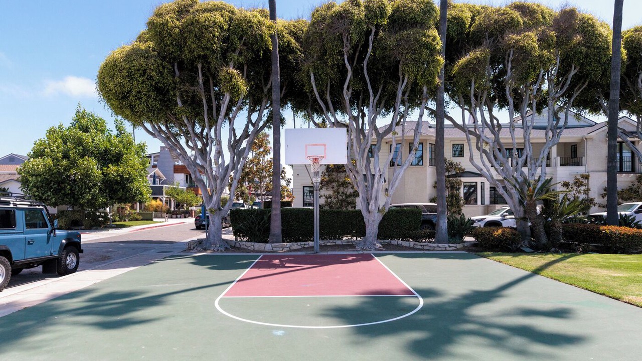 Photo of Others in West Newport