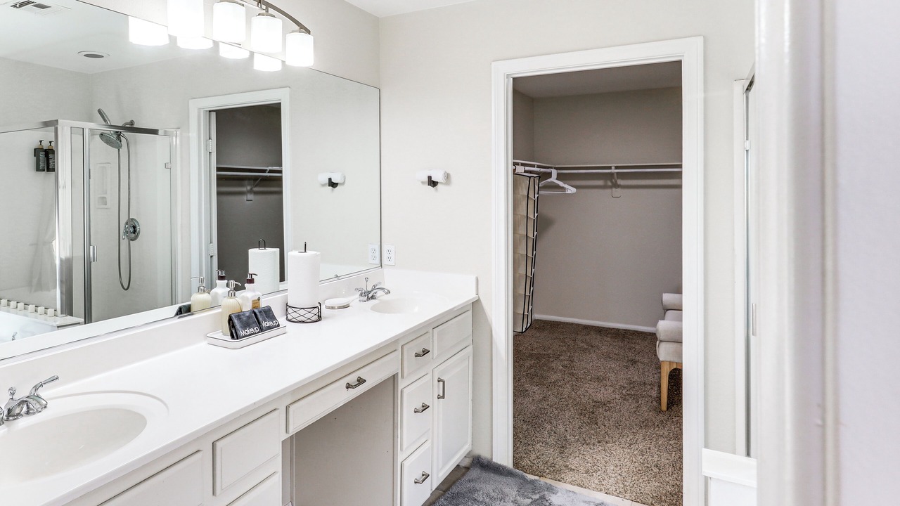 Photo of Bathroom in North Las Vegas
