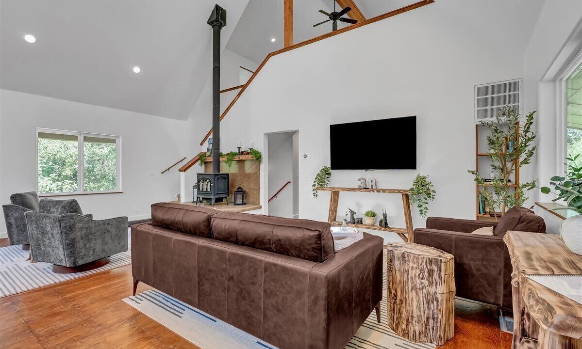 Photo of Bedroom in Three Rivers