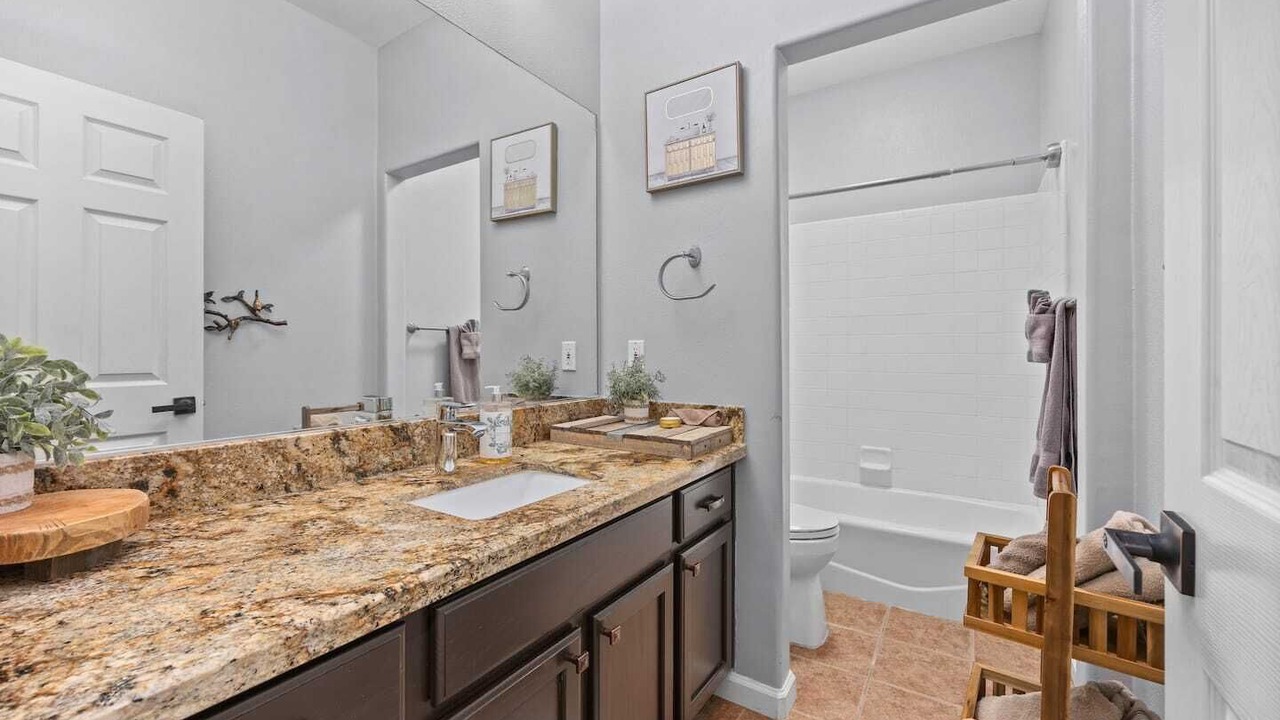 Photo of Bathroom in Eagle Ranch