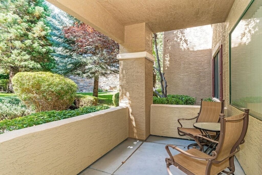 Photo of Patio Balcony in Reno/Tahoe Airport