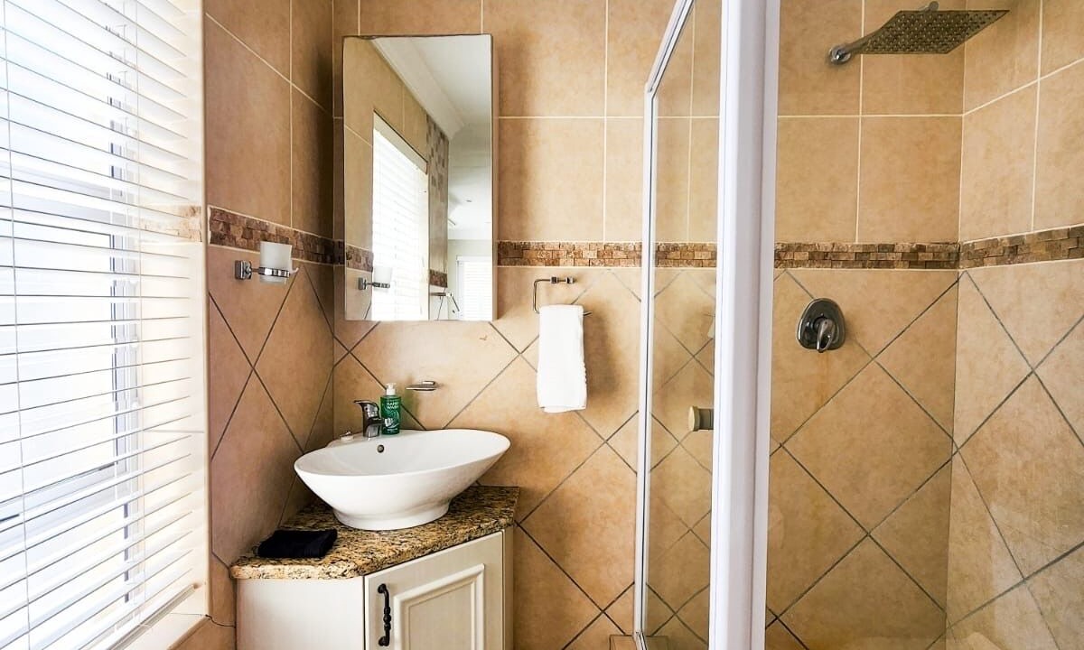 Photo of Bathroom in Jeffreys Bay