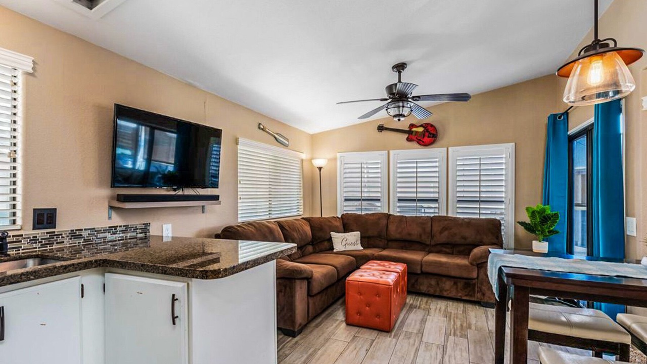Photo of Livingroom in Lake Havasu City