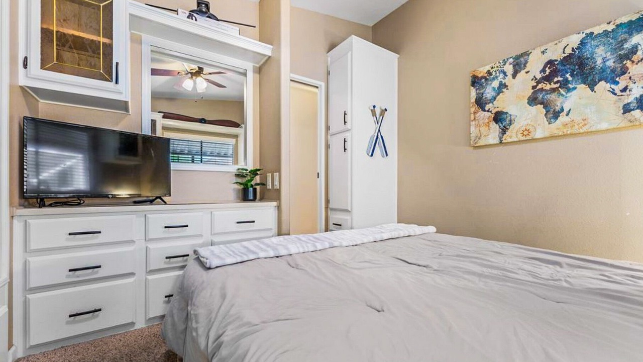 Photo of Bedroom in Lake Havasu City