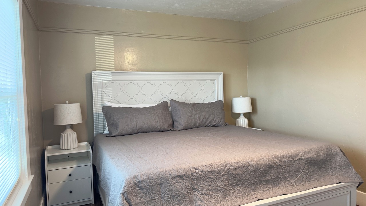 Photo of Bedroom in Hanford
