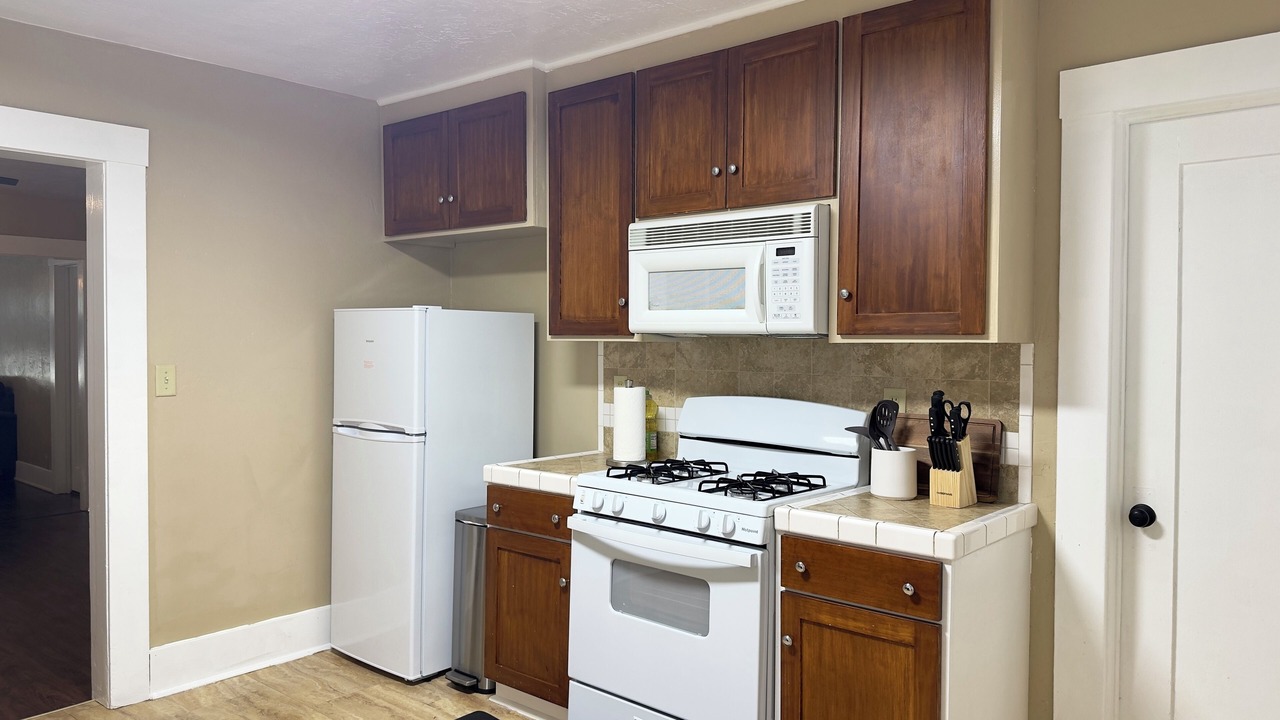 Photo of Kitchen in Hanford