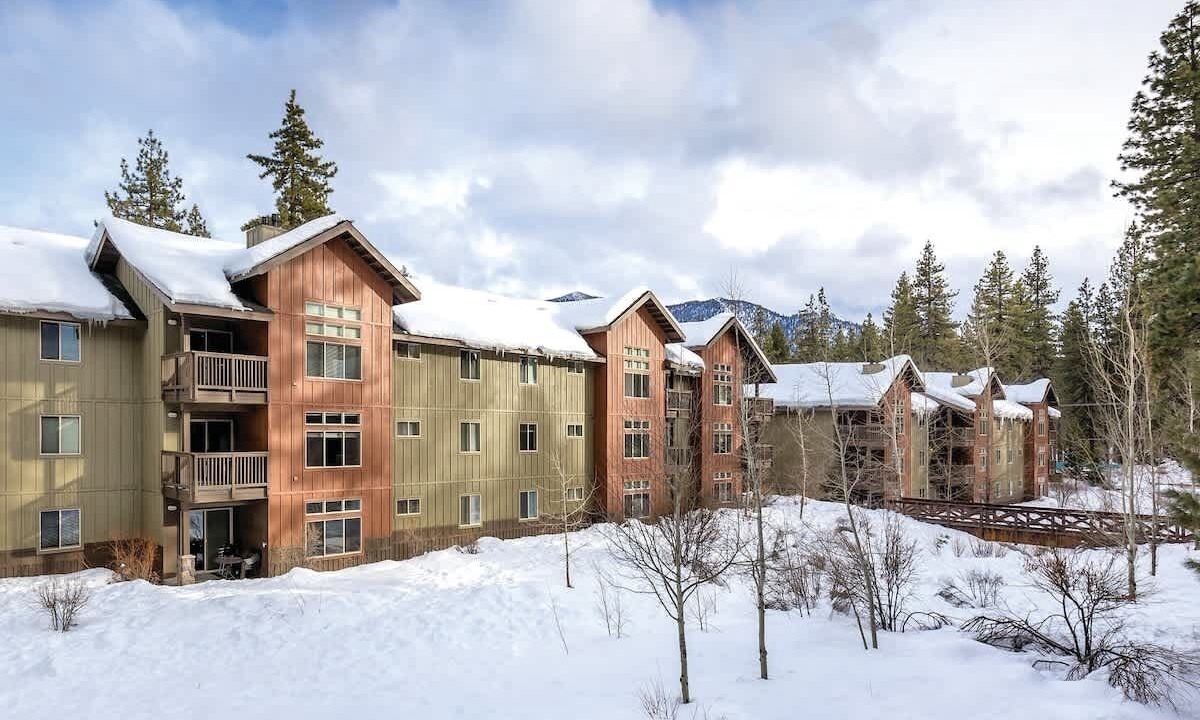 Photo of Outdoor in Round Hill Village