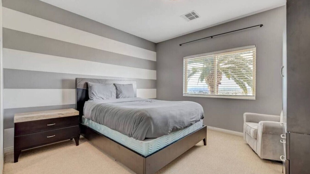 Photo of Bedroom in Sunrise Manor